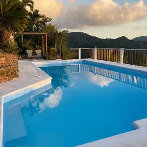 tranquility-estate.comcaribbean.com/