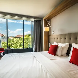 Up Hotel Budapesta